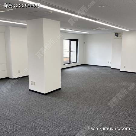 貸室内(8階A号室)