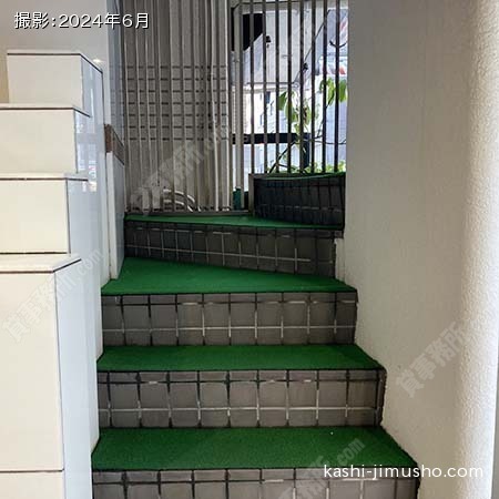 共用階段 共用階段