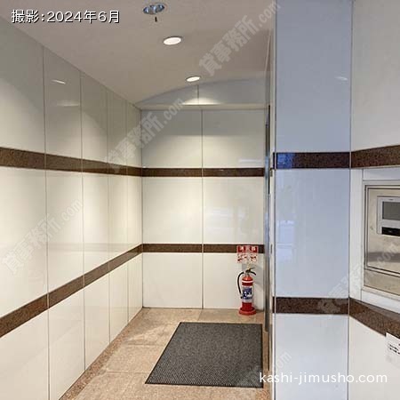 エントランス エントランス