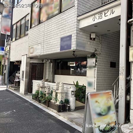 ビル前面