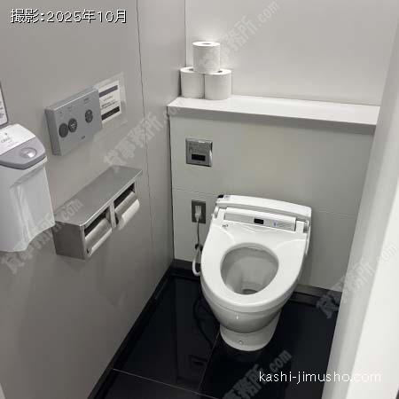 男性トイレ