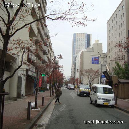 前面道路  
