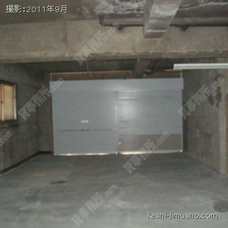 室内 