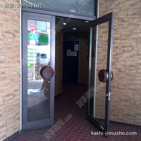 ビル入口 ビル入口