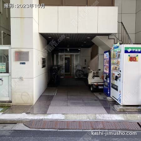 ビル入口