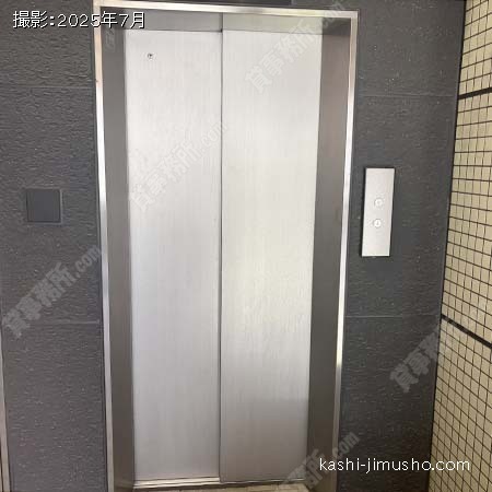 貸室階エレベーター