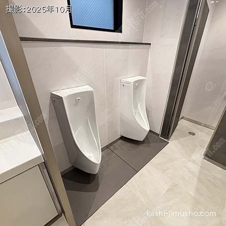 男性トイレ 男性トイレ