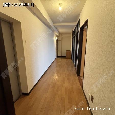 貸室内(7階703号室・原状回復前)