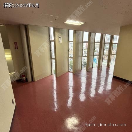 フロア共用部