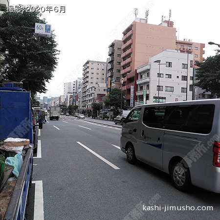 前面道路(永代通り）