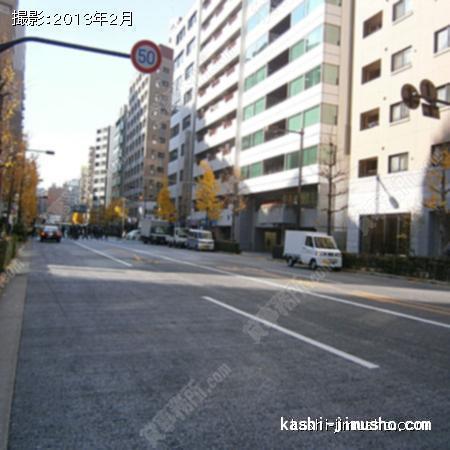 前面道路(鍛冶橋通り) 前面道路(鍛冶橋通り)