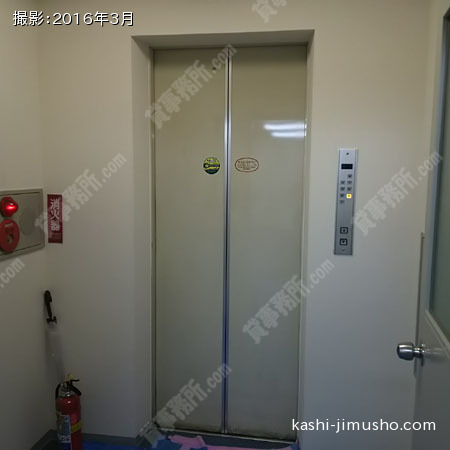 フロアエレベーター