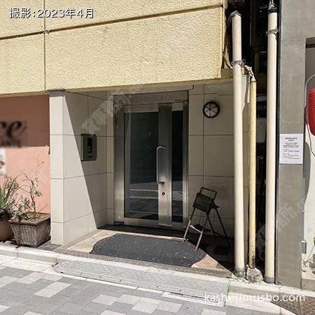 ビル入口