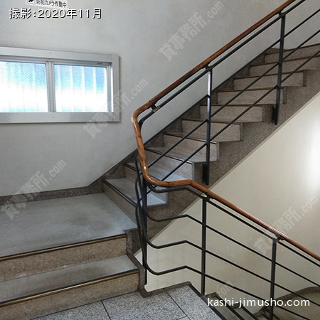 共用階段
