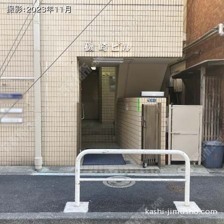 ビル入口