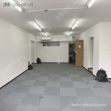 貸室内(8階)