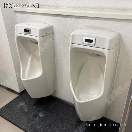 男性トイレ