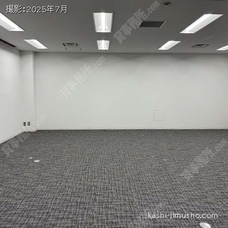 貸室内(B1階)