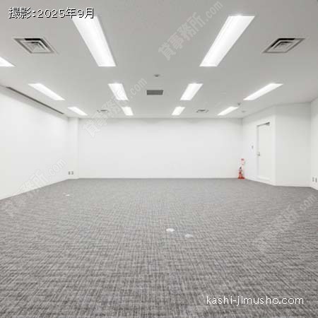 貸室内(B1階)