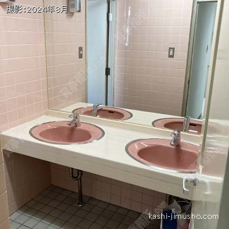 女性トイレ