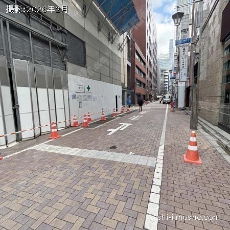 前面道路(ソニー通り) 前面道路(ソニー通り)