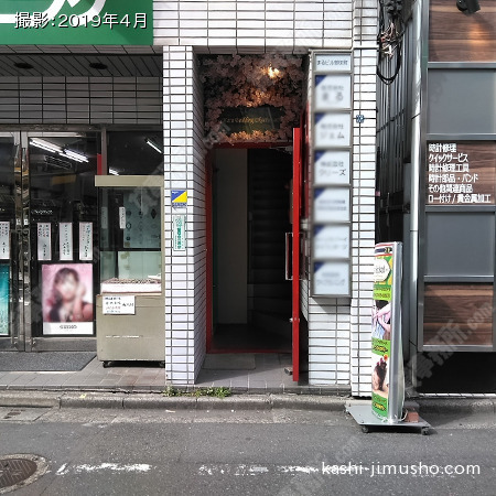 ビル入口