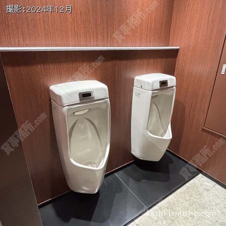 男性トイレ