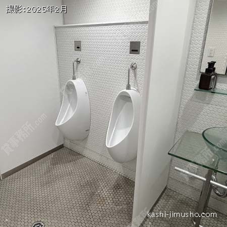 男性トイレ