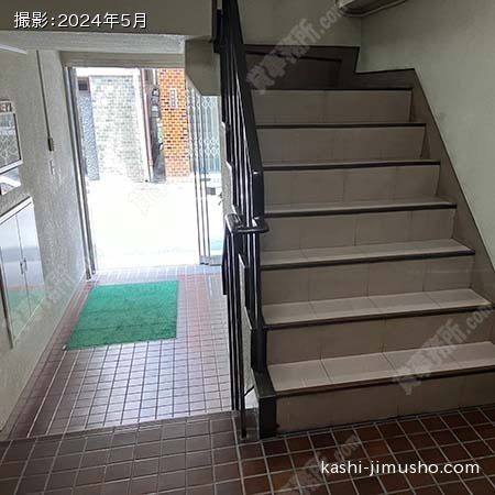 共用階段