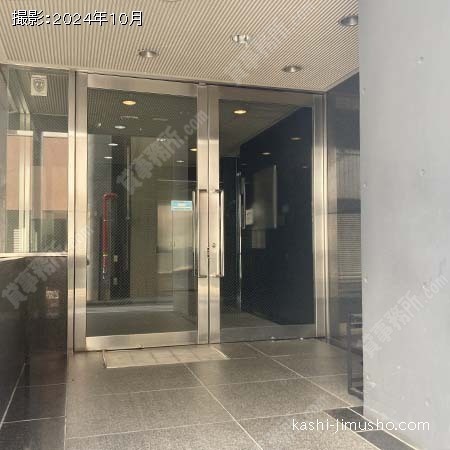 ビル入口 ビル入口