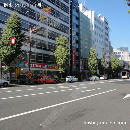 前面の中央通り 前面の中央通り