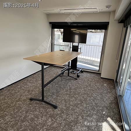 貸室内(8階)