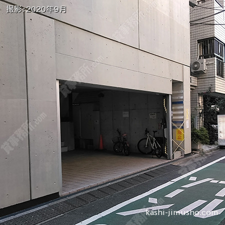 ビル入口