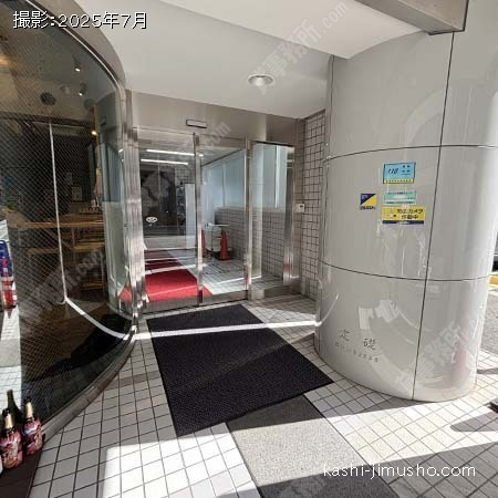 ビル入口