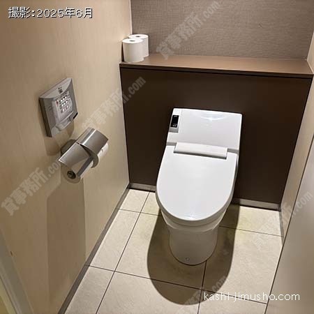 男性トイレ