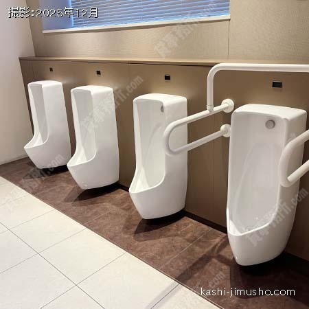 男性トイレ 男性トイレ