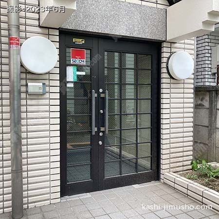 ビル入口