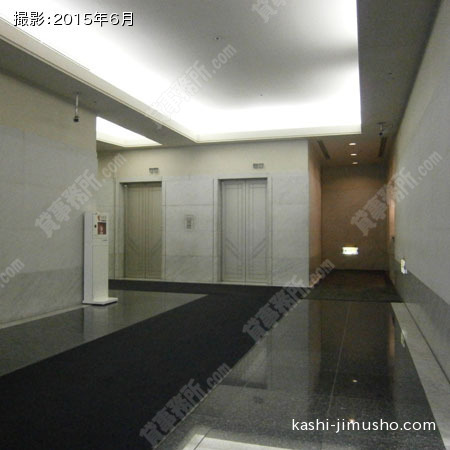 エントランス①