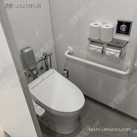 男性トイレ