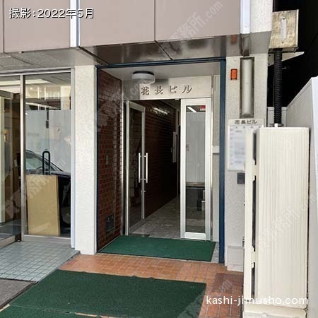 ビル入口 ビル入口