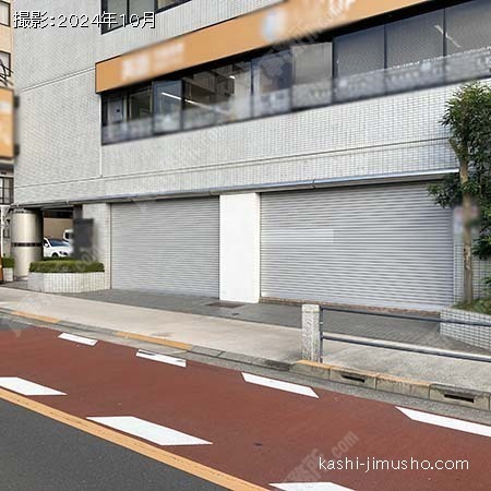 ビル前面
