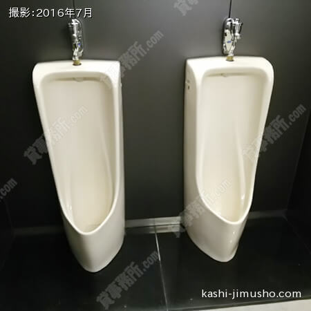 男性トイレ