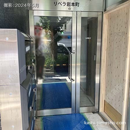 ビル入口