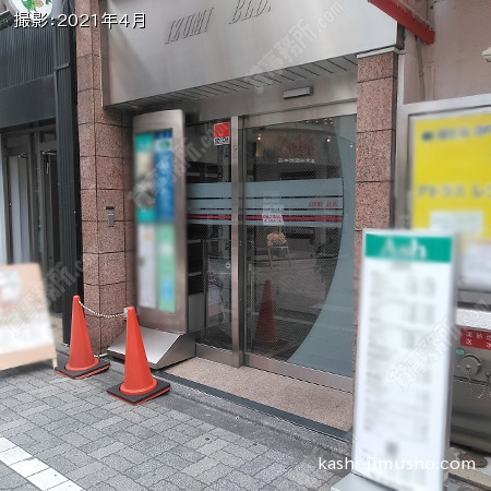 ビル入口