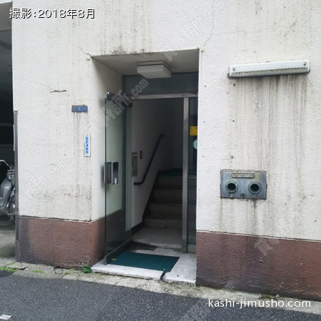 ビル入口