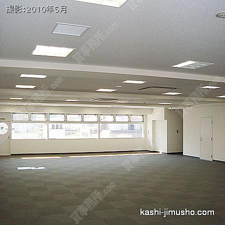 貸室内