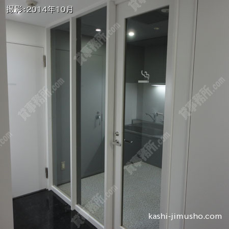 8階喫煙スペース 8階喫煙スペース