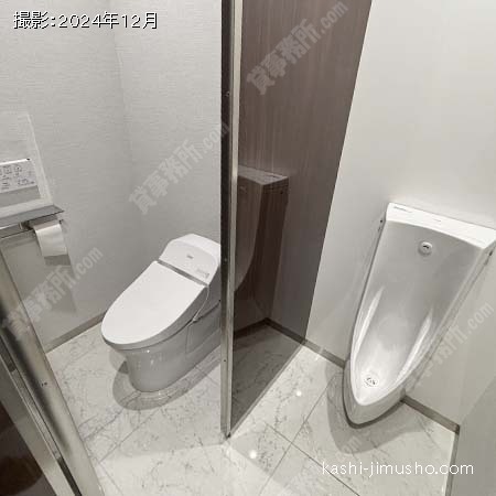 男性トイレ