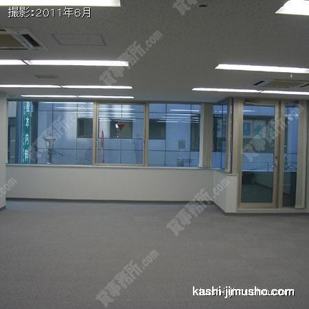 貸室内
