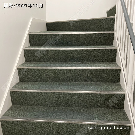 共用階段